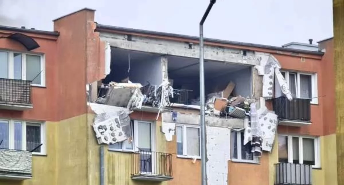 Pożary - Straż Pożarna, Wybuch Braniewie Ewakuowano osób jedna ranna - zdjęcie, fotografia
