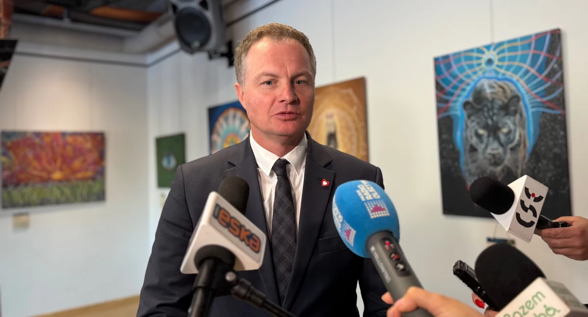 Wiemy, że inwestycja może być trudna, bo będzie przebiegała przez trudne geologicznie tereny. Zastanawiamy się, jak się do tego przymierzyć – mówi marszałek  Marcin Kuchciński, odnosząc się do koncepcji nowego połączenia kolejowego z Elbląga do Gdańska przez Nowy Dwór Gdański (fot. EG)