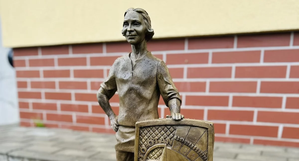 Wojskowy Piekarczyk przy ul. Podchorążych to już dziewiętnasta figurka ustawiona w Elblągu (fot. UM Elbląg)