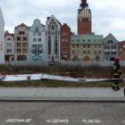 Silny wiatr przewrócił płot na starówce Aleksandra Szymańska
