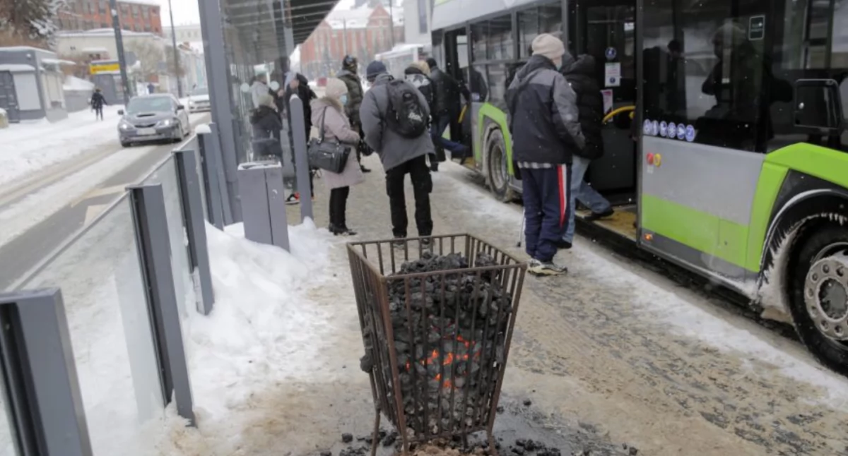 Wir polarny nie odpuszcza. Kiedy zrobi się cieplej?