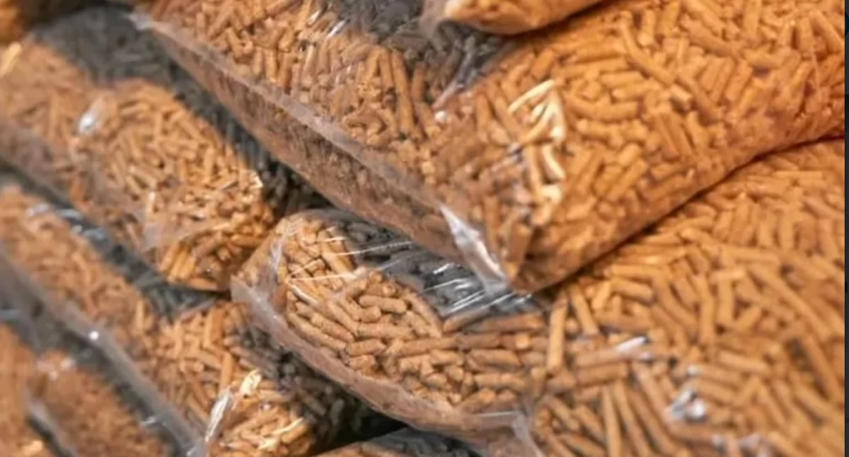 Pellet znika, ceny rosną. Rząd mówi o możliwej interwencji