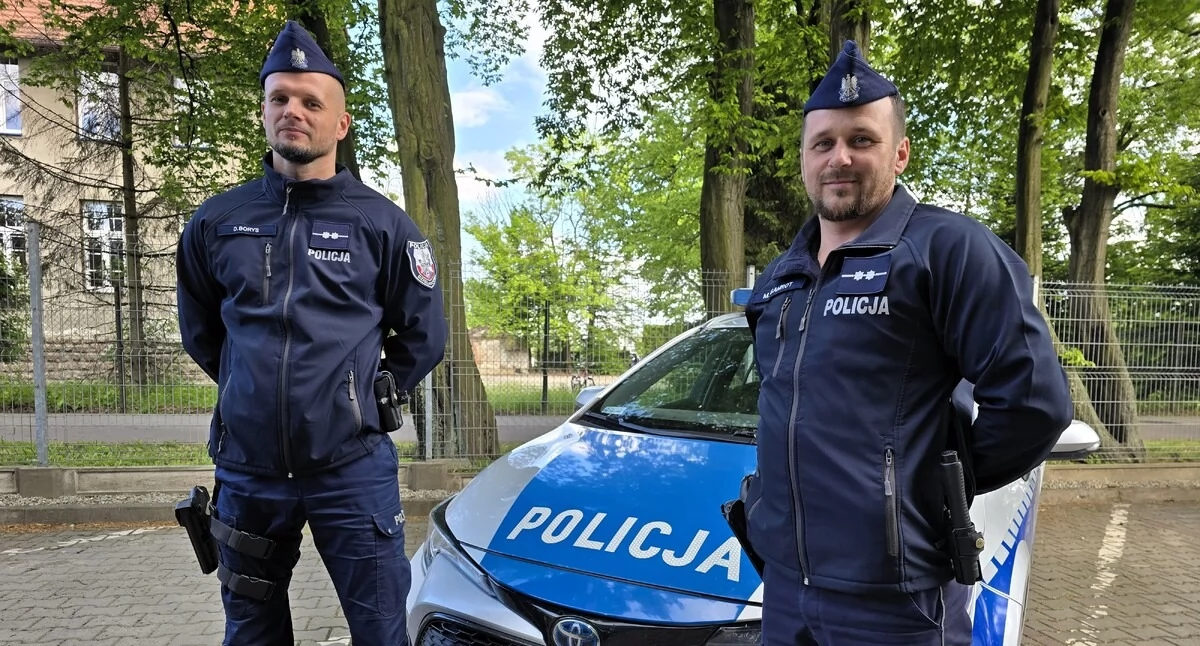 Dramat w powiecie pszczyńskim. Niemowlę zamknięte w aucie