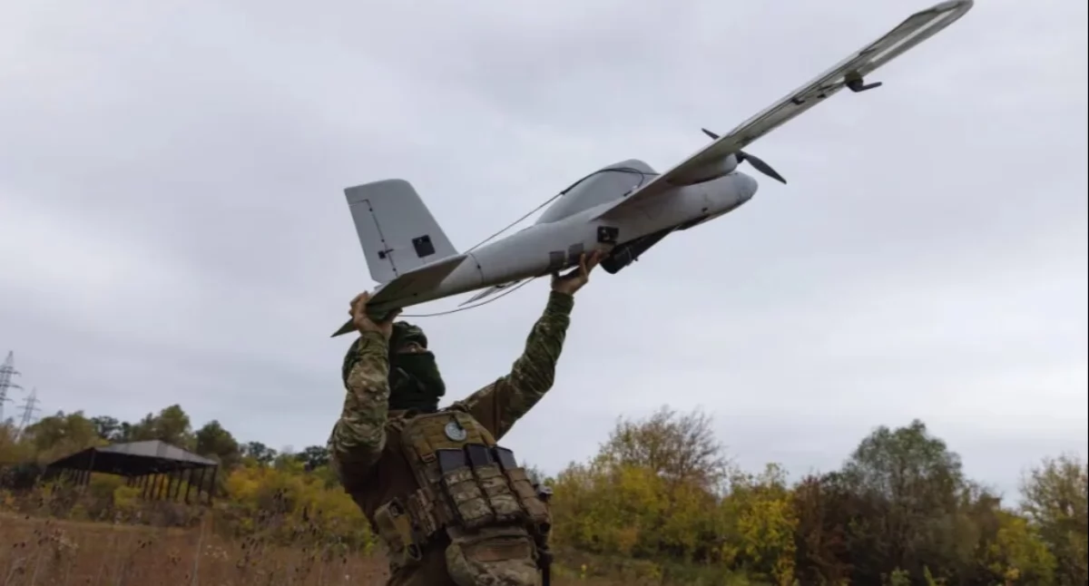  Rosyjski dron miał spaść na wieżowiec w Rumunii, dwie osoby są ranne 