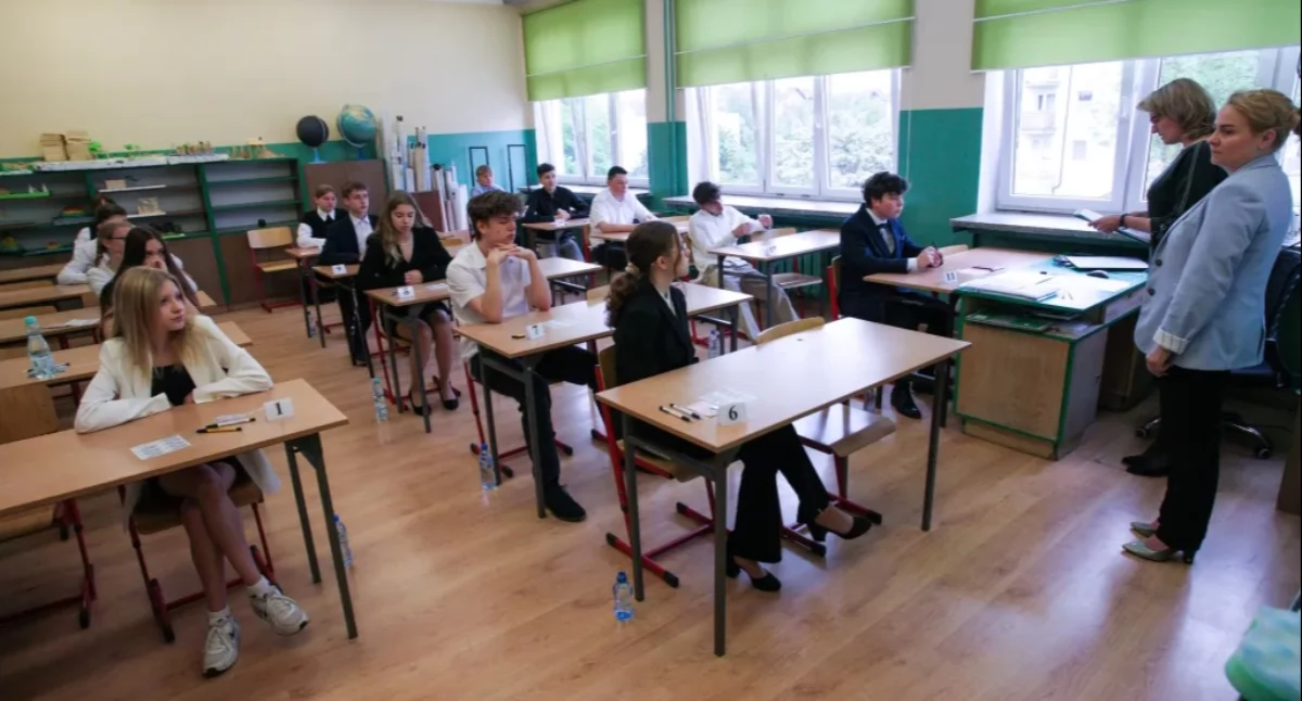 Matematyka pod presją. Ósmoklasiści zmierzyli się z królową nauk