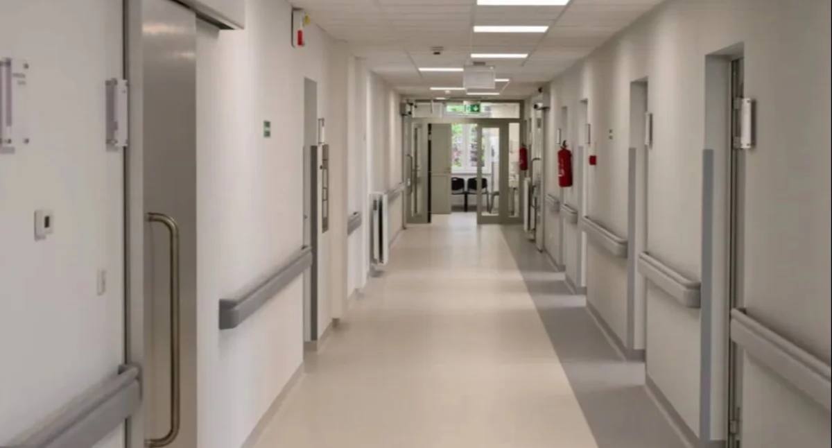 Szpitale będą raportować do NFZ godziny pracy lekarzy. Projekt trafił do konsultacji