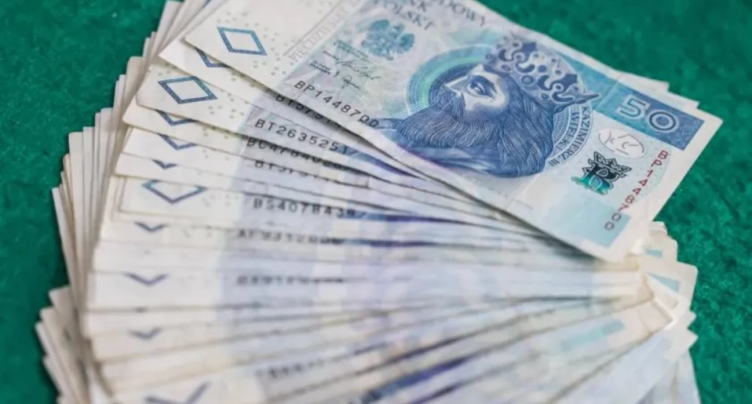 Wielka obniżka stóp! Kredytobiorcy odetchną — sprawdź, ile zyskasz!