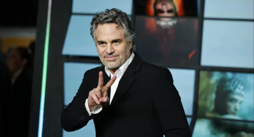 Niecodzienna scena w Warszawie. Mark Ruffalo spotkał się z Cezarym Żakiem