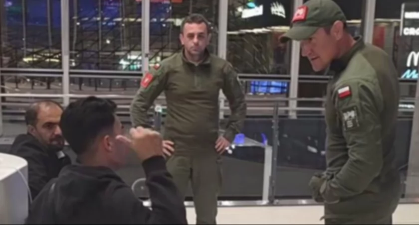 Dworzec Centralny pod lupą. „Patrole” sprawdzały cudzoziemców