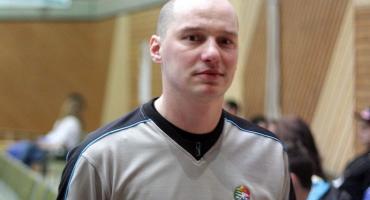 Elblążanin z patentem międzynarodowego arbitra koszykówki