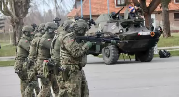 Burmistrz Braniewa o zwolnieniach w wojsku
