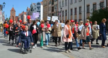 Kolorowy przemarsz otworzył święto integracji
