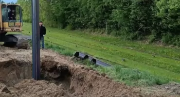 Ruszyła naprawa wałów przy Kanale Elbląskim