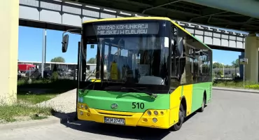 Autobusem prosto do portu. Bezpłatny dojazd na wojskowe święto