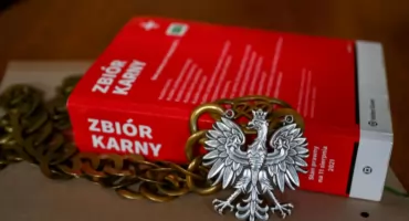 Akt oskarżenia po zabójstwie dwóch osób w kryzysie bezdomności