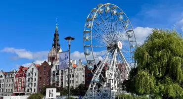 Koło widokowe wróciło do Elbląga. Znamy ceny i godziny otwarcia