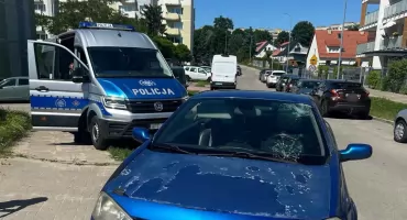 53-latek na hulajnodze zderzył się z autem