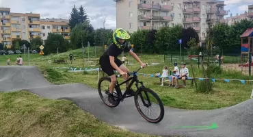 Wakacyjna rywalizacja na pumptracku