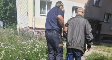 Błąkał się po mieście i nie pamiętał drogi do domu. Zareagowali robotnicy