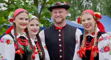 [WIDEO] VIII Festiwal Folklorystyczny Jedwabno 2026. Najpiękniejsze tradycje i folklor z całej Polski